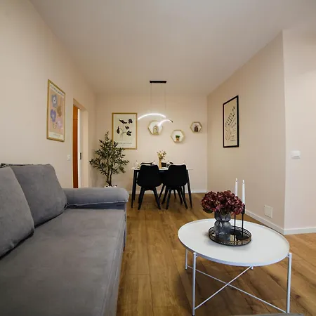 Matisse No23 - Luxury One Bedroom With Parking *