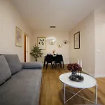 Matisse No23 - Luxury One Bedroom With Parking *