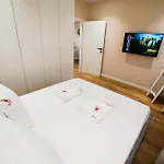 Matisse No23 - Luxury One Bedroom With Parking Tirana