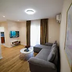 Apartment Matisse No23 - Luxury One Bedroom With Parking