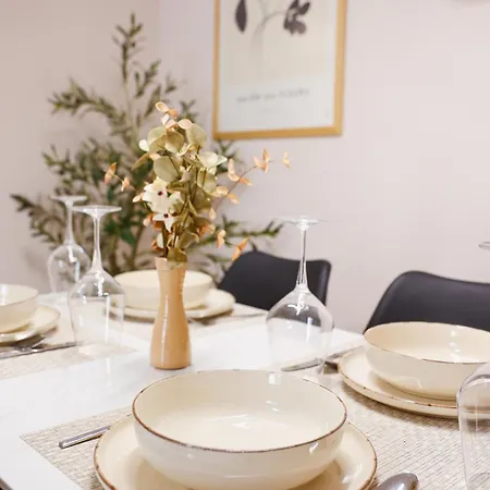 Matisse No23 - Luxury One Bedroom With Parking *