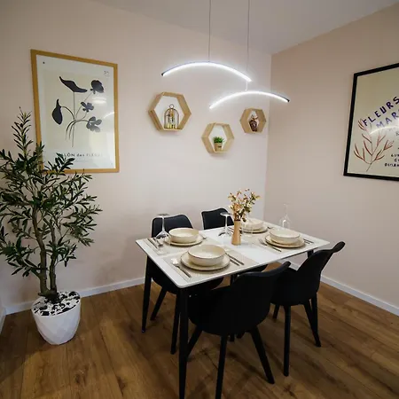 Апартаменты Matisse No23 - Luxury One Bedroom With Parking *