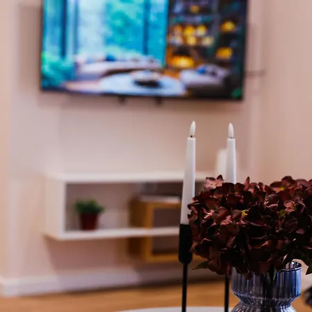 Matisse No23 - Luxury One Bedroom With Parking Tirana