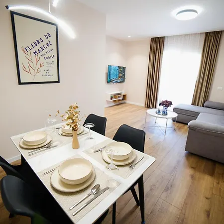 Matisse No23 - Luxury One Bedroom With Parking Апартаменты