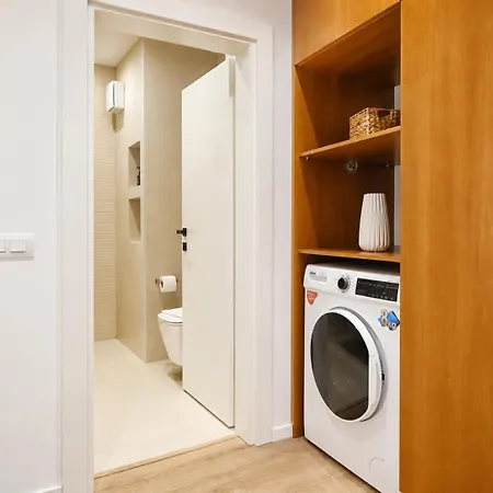Matisse No23 - Luxury One Bedroom With Parking Тирана