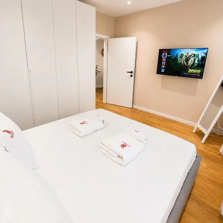 Matisse No23 - Luxury One Bedroom With Parking