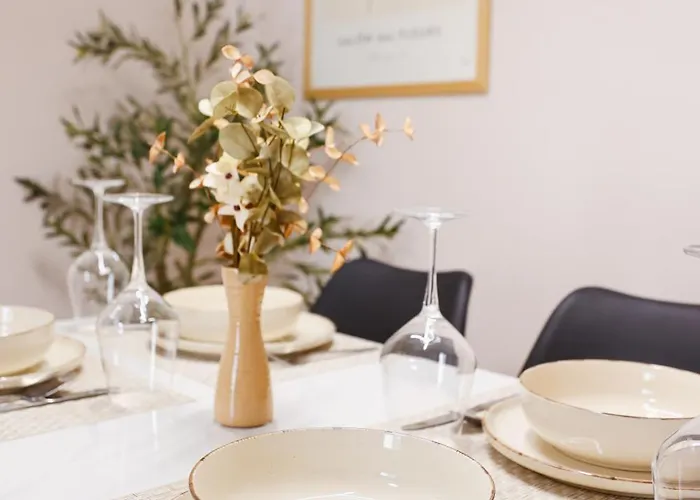 Matisse No23 - Luxury One Bedroom With Parking *