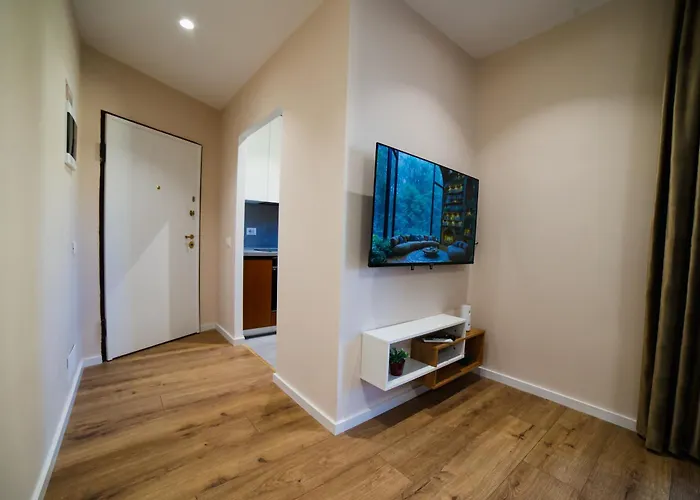 Matisse No23 - Luxury One Bedroom With Parking تيرانا