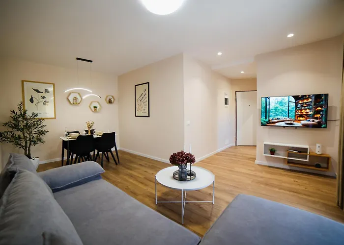 Matisse No23 - Luxury One Bedroom With Parking تيرانا