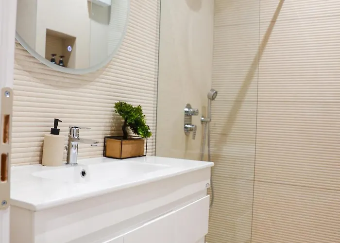 شقة Matisse No23 - Luxury One Bedroom With Parking *