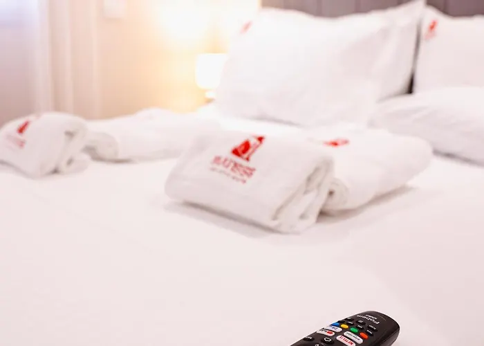 Matisse No23 - Luxury One Bedroom With Parking شقة