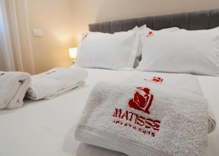 Matisse No23 - Luxury One Bedroom With Parking شقة *