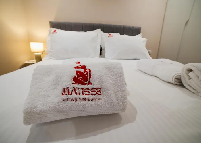 شقة Matisse No23 - Luxury One Bedroom With Parking *