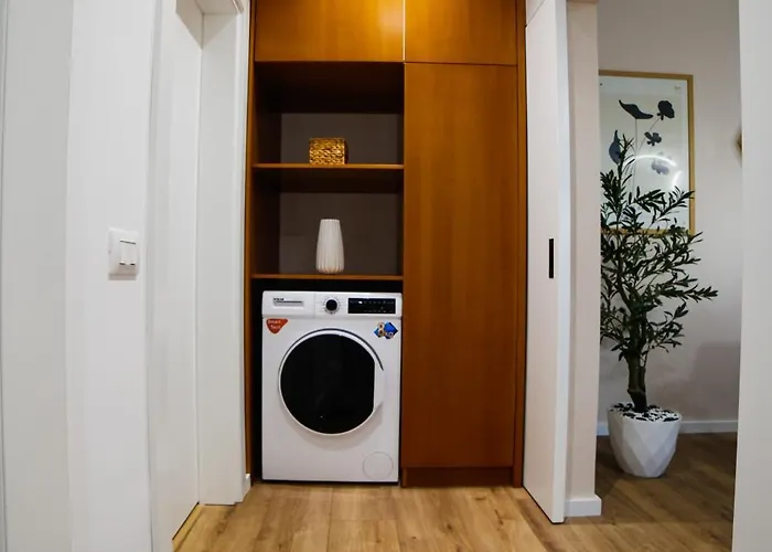 Matisse No23 - Luxury One Bedroom With Parking تيرانا